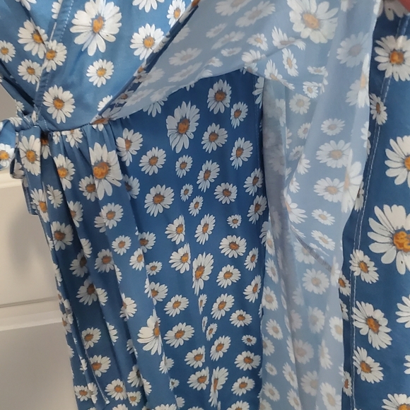 Mock Wrap Cotton Cutie - Picture 2 of 10